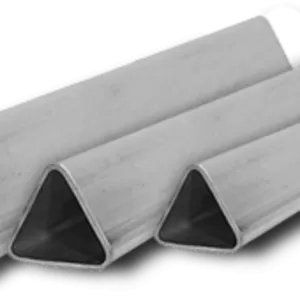 Продам в Полтаве  Труба треугольная стальная 22х22х22х1, 2 мм. на склад