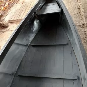 Лодка для отдыха,  рыболовли,  охоты. Материал и размеры по желанию зака