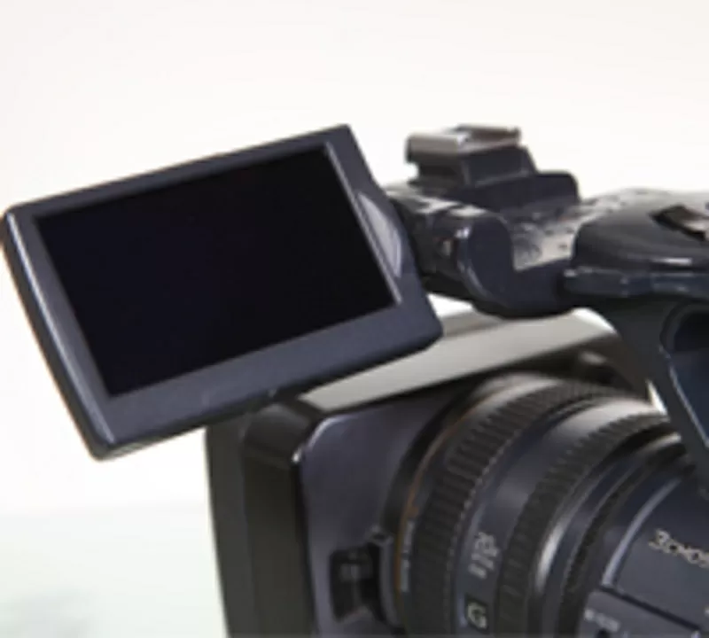 Cрочно продам видеокамеру Sony DCR-VX2200. 4