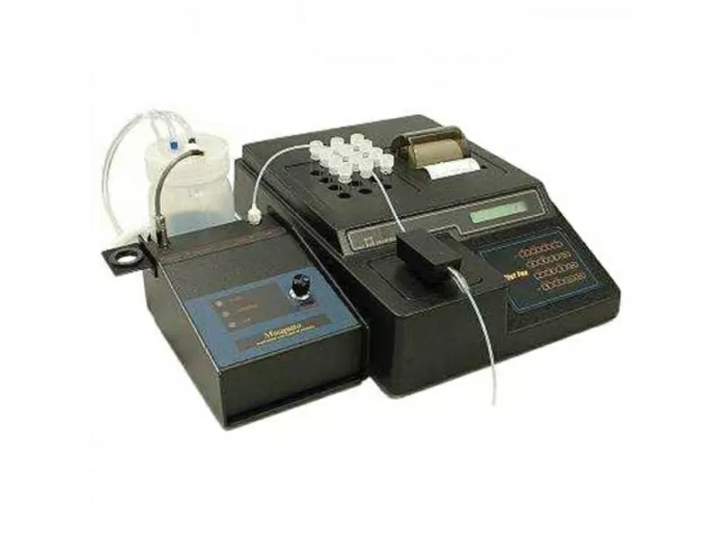 Биохимический анализатор- полуавтомат Stat Fax 1904Plus с проточной кю