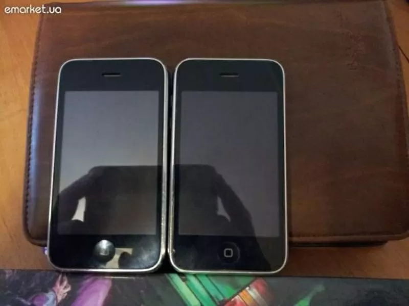Продам Apple Iphone 3gs. Белый. Доставка .наложенный платеж.