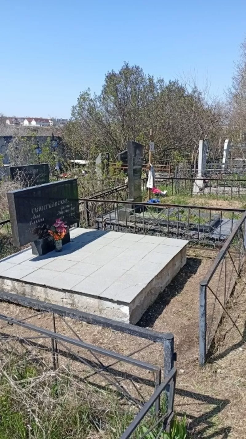 Уборка и покраска могил в Одессе 3