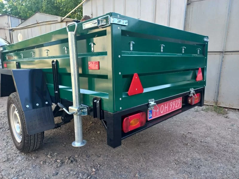 Надійний причіп новый 6